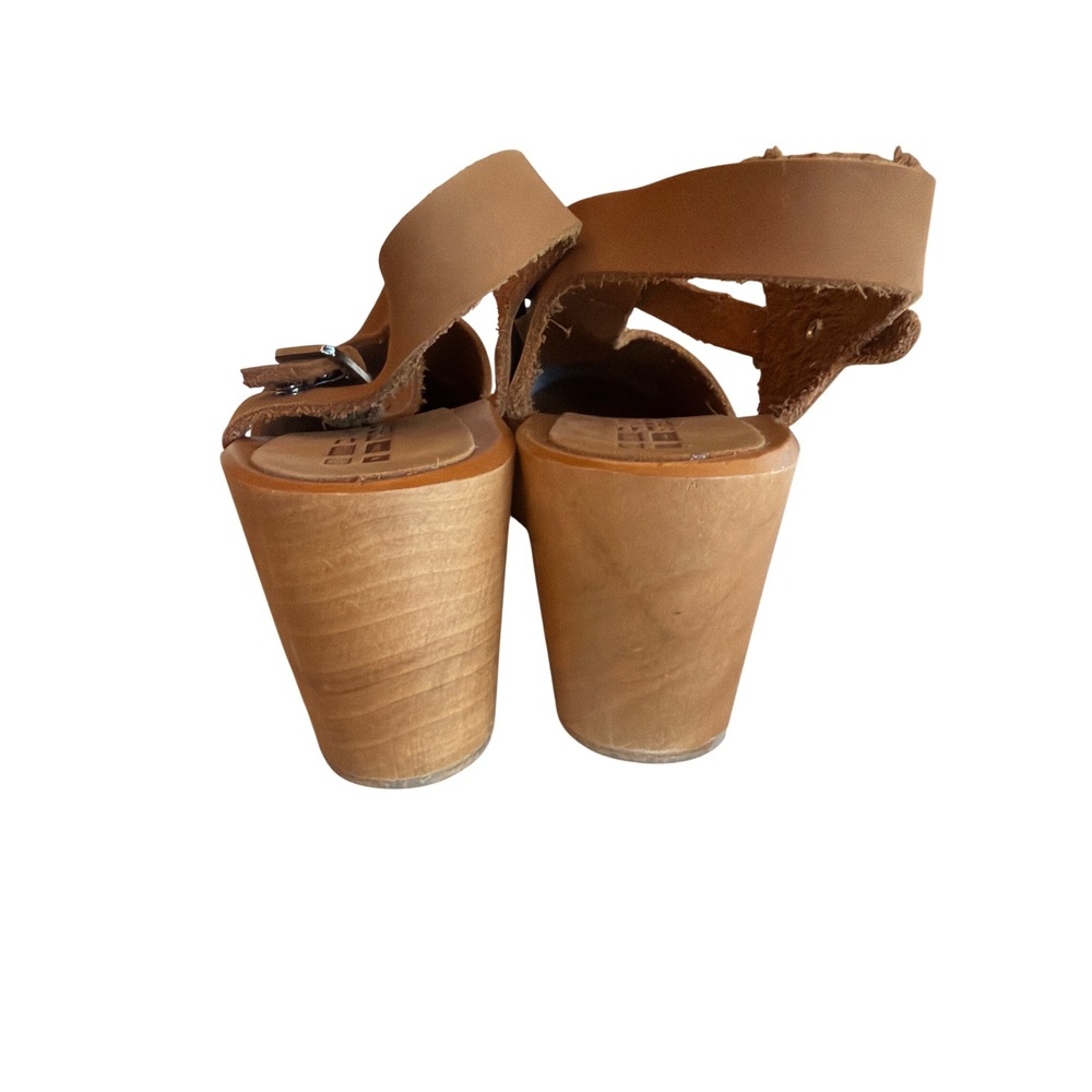 Bjork Clog Sandals Tan Leather T-Strap Swedish Comfort Wood Block Heel - Picture 5 of 7